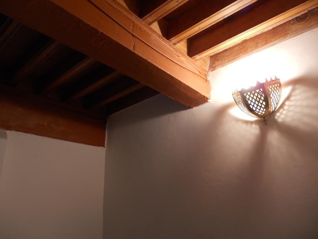 ホテル リヤド ミカウ フェズ 部屋 写真